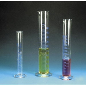 Glass measuring cylinder